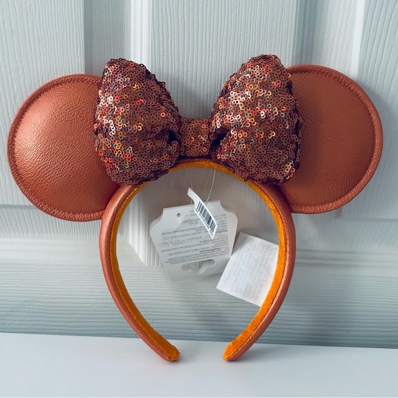 Loungefly Minnie Mouse Sequined Mini Backpack Peach Punch & Ears Headband - Picture 9 of 11